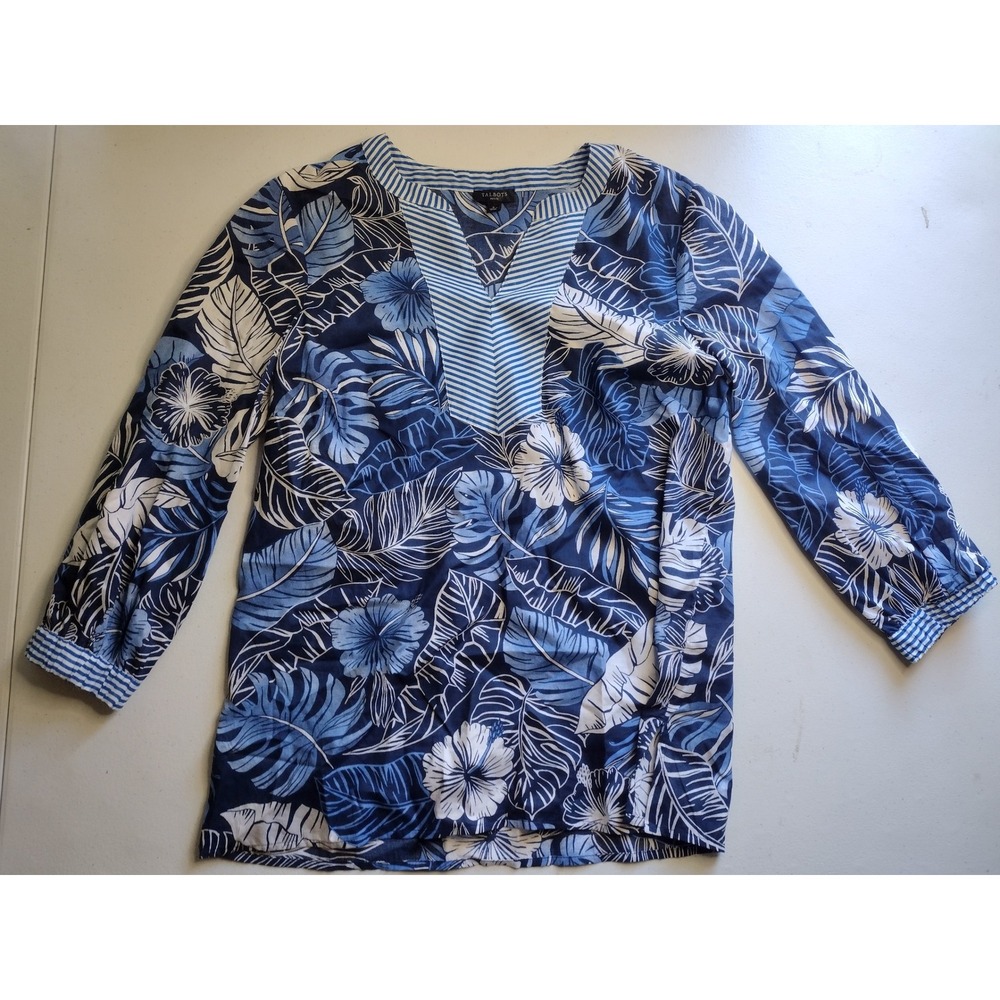 Talbots Petite Blue White Floral Print 3/4 Sleeve V-Neck Top Blouse